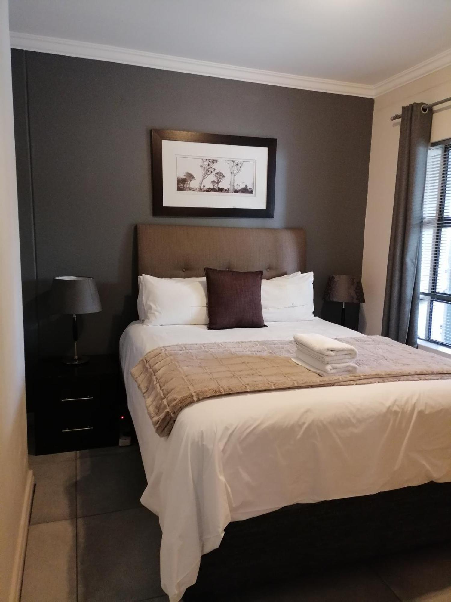 Emabheleni Executive Suites Westpoint Johannesbourg Extérieur photo